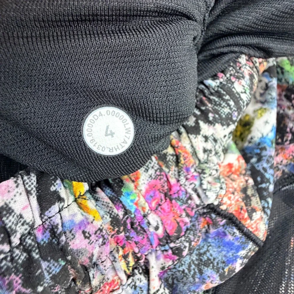 Lululemon hotty hot